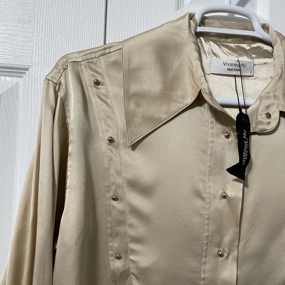 Vivienne Hu Women’s NWT Long Sleeve Gold Silk Style Large collar size 2 - Picture 8 of 16